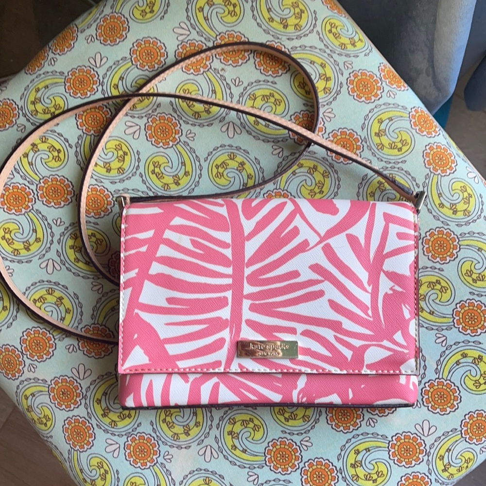 Pink and white Kate spade crossbody